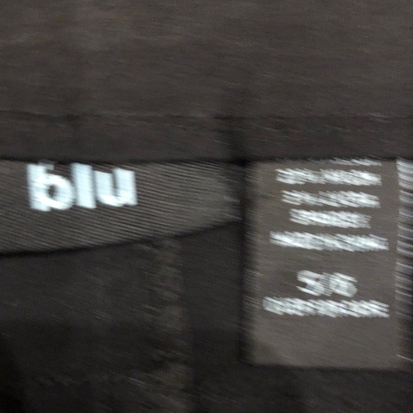 ✅SOLD✅Blu Stretchy black dress pants sz 5 6 - Picture 3 of 4